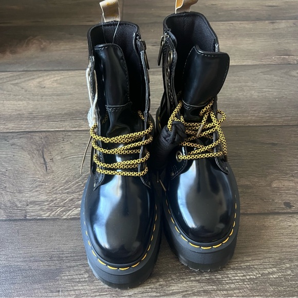 Dr Martens Vegan Jadon Max Combat Platform Boots Black Size 6 NEW - Picture 4 of 10